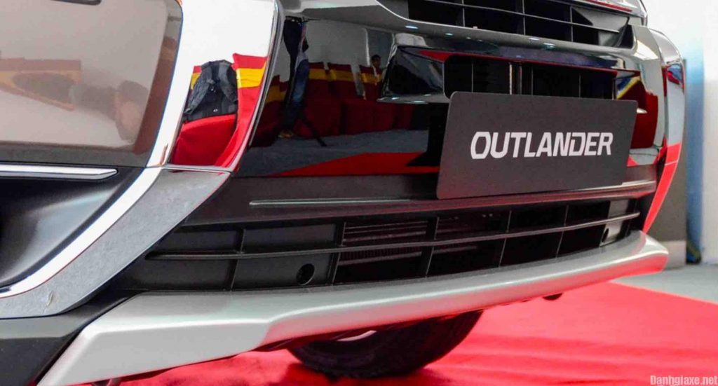 Thông số kỹ thuật, đánh giá xe Mitsubishi Outlander 2017 mới nhất