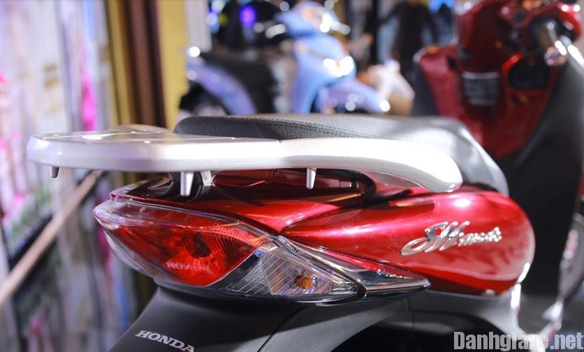 Honda SH Mode 2017 vừa ra mắt đã có mặt tại đại lý