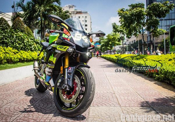Đánh giá xe Yamaha R1 chi tiết giá bán & thông số kỹ thuật 4