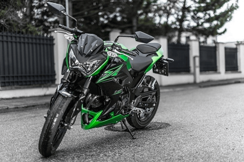 Kawasaki Z300 giá bao nhiêu? Đánh giá Kawasaki Z300 2016 mới nhất