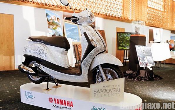 Giá xe Yamaha Grande Swarovski được bán hơn 400 triệu VNĐ1