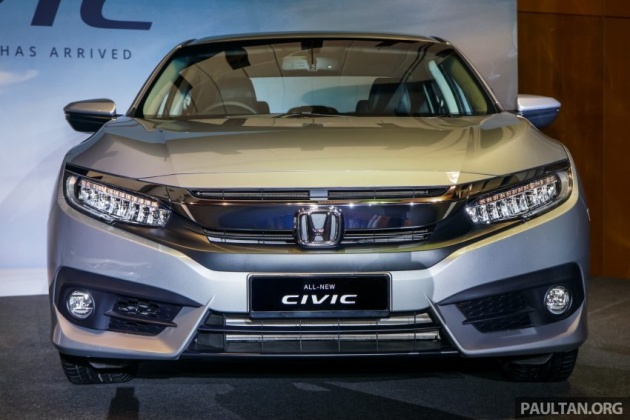 Giá xe Honda Civic 2016 bản cao cấp nhất được bán 721 triệu VNĐ 