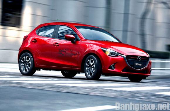 Đánh giá xe Mazda 2 2016, nên mua Mazda2 2016 sedan hay hatchback? 7