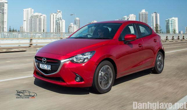 Đánh giá xe Mazda 2 2016, nên mua Mazda2 2016 sedan hay hatchback? 9