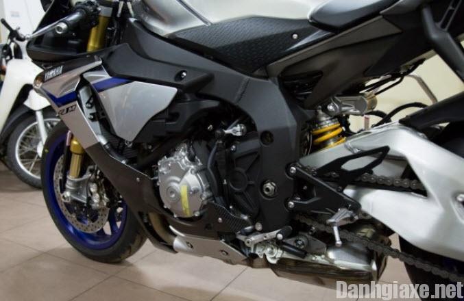 Yamaha YZF-R1M 2016 giá bao nhiêu? đánh giá xe Yamaha YZF-R1M 2016 2