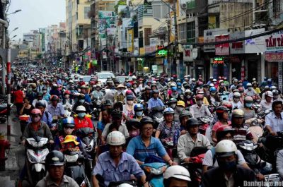 Hà Nội & TPHCM: cứ 1km đường có tới 2.500 xe máy hoạt động