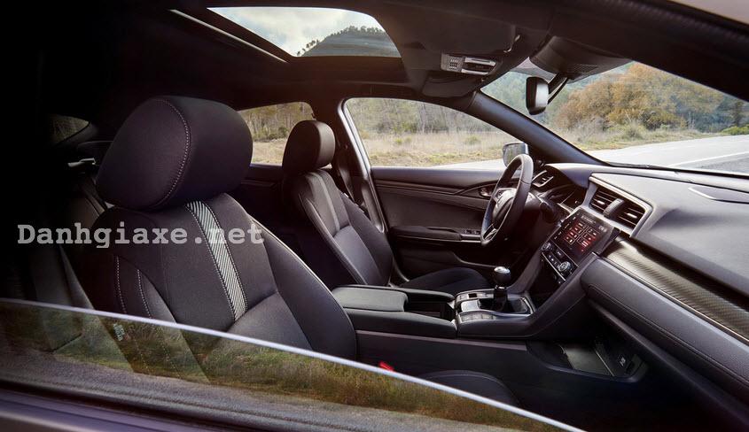 Honda Civic hatchback 2017 giá bao nhiêu? Đánh giá nội ngoại thất & vận hành 20