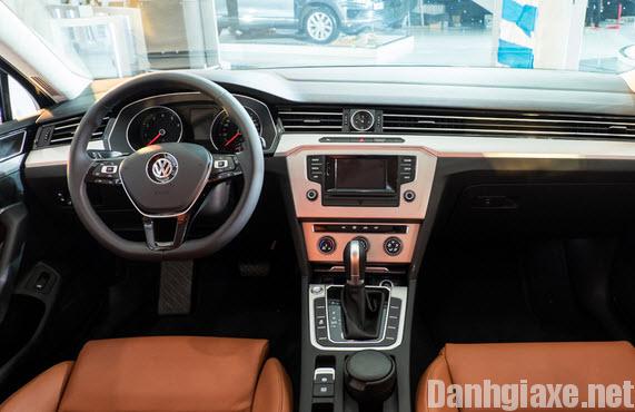 Đánh giá Volkswagen Passat về thiết kế, vận hành & cảm giác lái 8