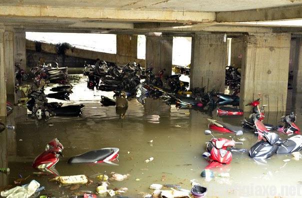 Xe máy ngập nước sẽ bị hư hỏng đến đâu sau trận mưa tại Sài Gòn?