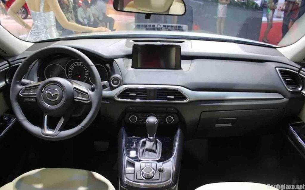  Evaluación del interior y equipamiento del Mazda CX9 2017 - Danhgiaxe