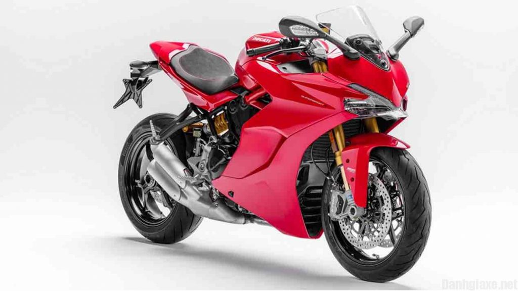 Siêu mô tô Ducati SuperSport 2017 có gì mới?