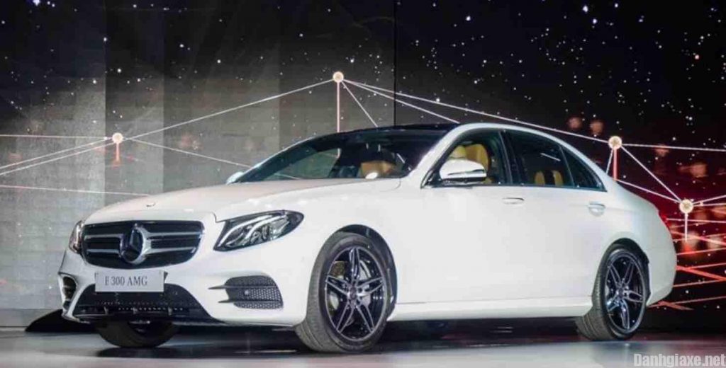 Đánh giá xe Mercedes E300 AMG 2017 về thiết kế ngoại thất