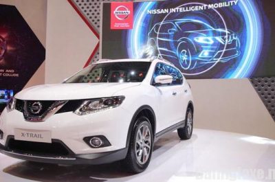 Đánh giá xe Nissan X-Trail 2017 về thiết kế nội ngoại thất, vận hành & giá bán