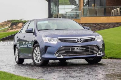 Đánh giá Toyota Camry 2017 về những điểm mới và nội ngoại thất