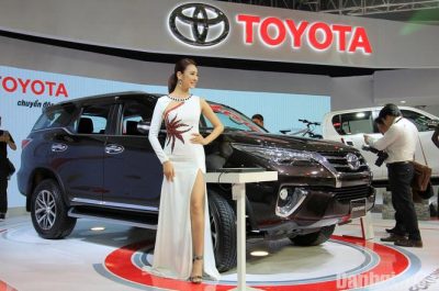 Toyota Fortuner 2017 giá bao nhiêu? Đánh giá & tư vấn mua xe Fortuner 2017 trả góp