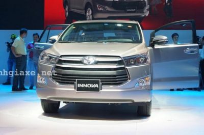 Giá xe Toyota Innova tháng 3/2017 tại đại lý cùng giá lăn bánh ra biển
