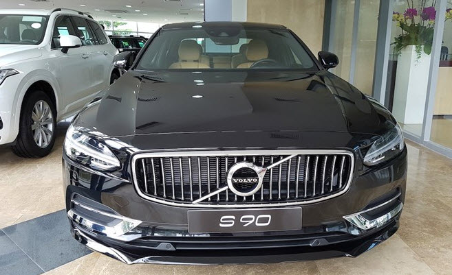Đánh giá xe Volvo S90 2017 về hình ảnh, thiết kế vận hành & giá bán tại Việt Nam 31