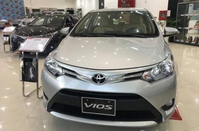 Bán xe Toyota Vios G 2017 màu bạc giá rẻ nhất tại TP HCM có xe giao ngay