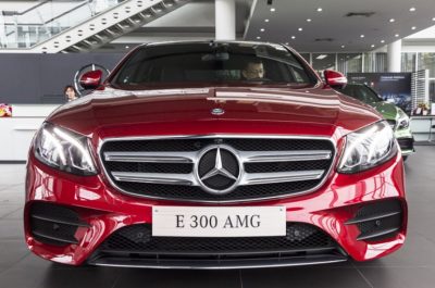 Đánh giá xe Mercedes-Benz E-Class 2017: Xe sang tầm trung đáng mua bậc nhất năm 2017
