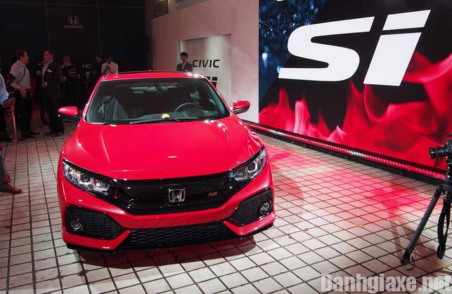 Honda Civic Si 2017 chính thức ra mắt với thiết kế hoàn toàn mới b7