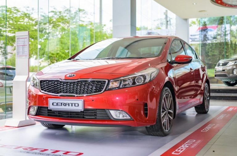 Kia cerato 2017 год