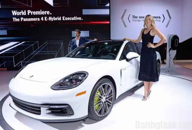 Ngắm Porsche Panamera Executive và 911 RSR tại triễn lãm Los Angeles 2016