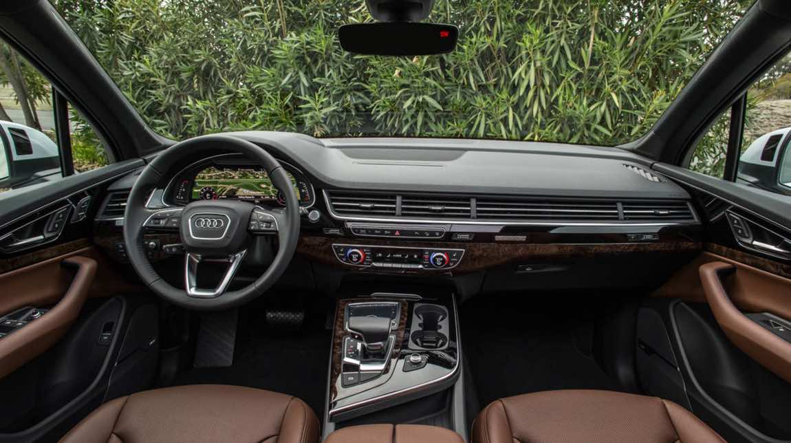 Gallery 2017 Audi Q7 interior