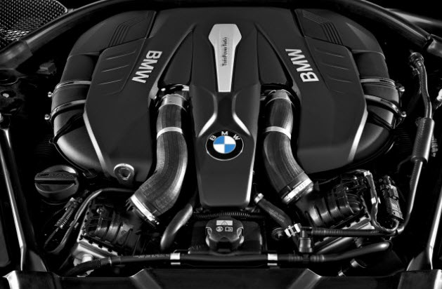 BMW Series 7 2017 giá bao nhiêu? Thiết kế và khả năng vân hành 7