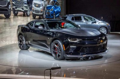 Đánh giá xe Chevrolet Camaro 2017: Chiếc coupe hai cửa thể thao đậm chất Mỹ!