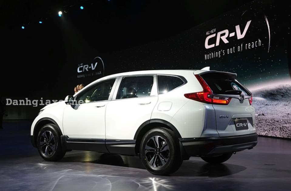 Đánh giá xe Honda CR-V 2017 bản 7 chỗ về thiết kế vận hành và giá bán chính thức