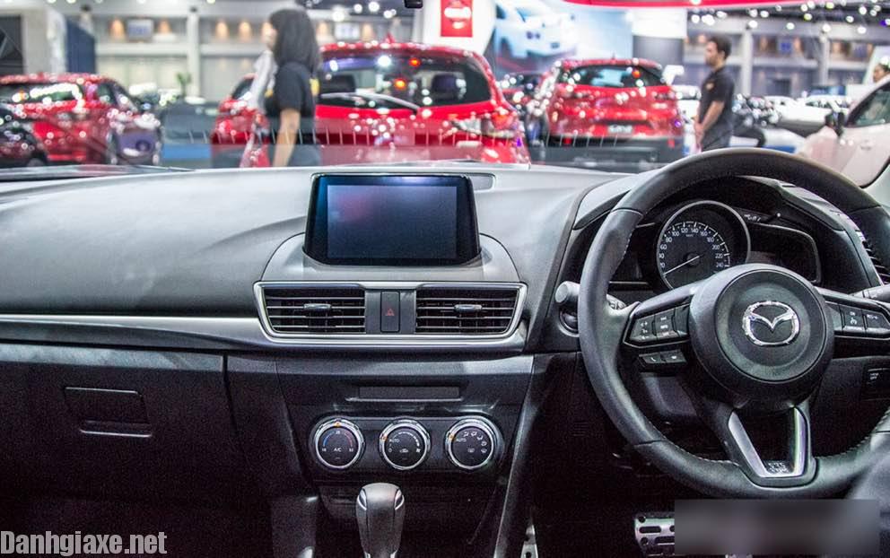 Đánh giá xe Mazda3 2017 Facelift về thiết kế vận hành và giá bán
