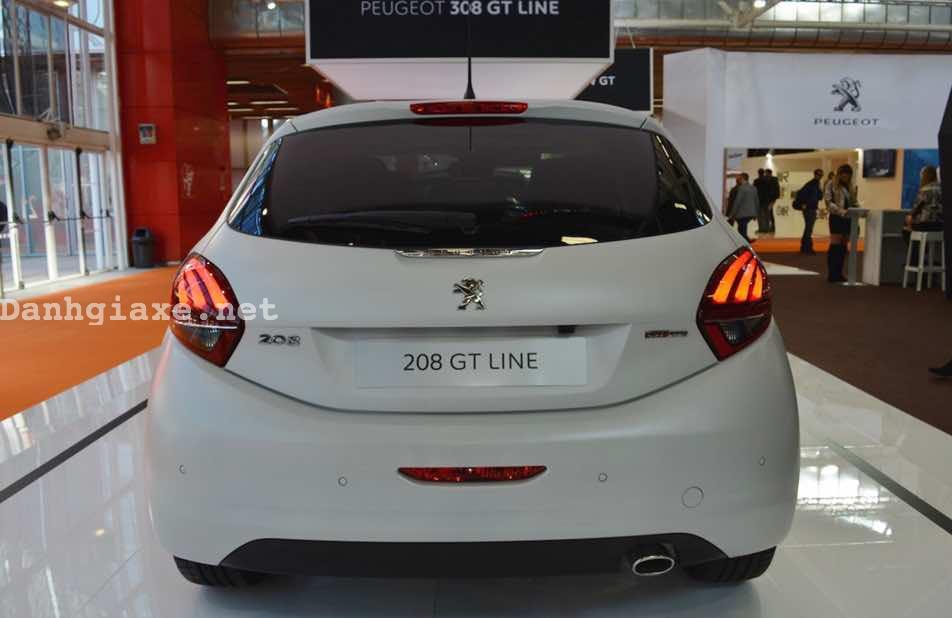 Đánh giá xe Peugeot 208 GT Line 2017 về thông số kỹ thuật, nội ngoại thất và giá bán