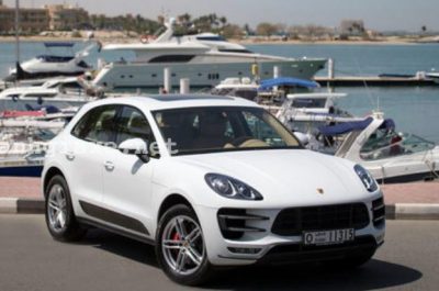 Hãng Porsche triệu hồi xe Macan để khắc phục sự cố rò rỉ nhiên liệu