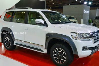 Đánh giá Toyota Land Cruiser TRD 2017 về giá bán kèm hình ảnh chi tiết