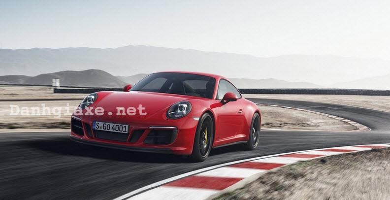 Đánh giá xe Porsche 911 GTS 2017 về thiết kế nội ngoại thất & giá bán 3