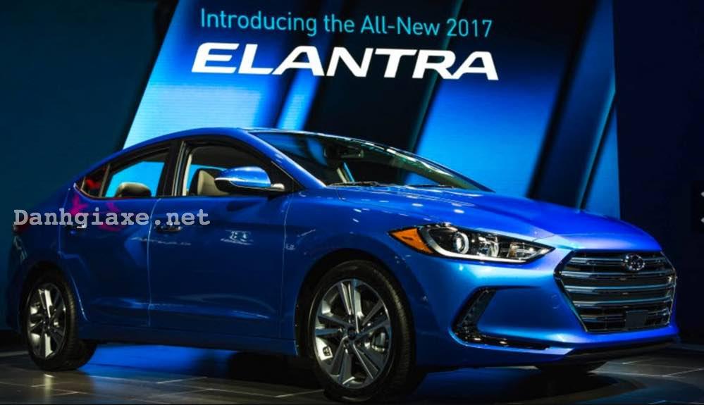 Cập nhật giá xe Hyundai Elantra 2017 mới nhất hôm nay tại các đại lý