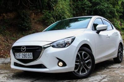 So sánh nên mua Honda City và Mazda 2 Sedan ở thị trường Việt?