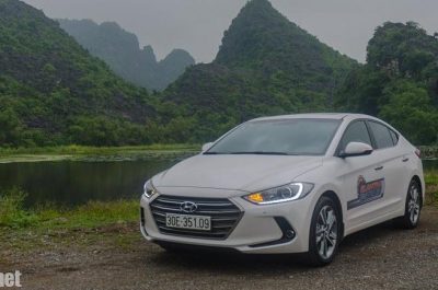 Hyundai Elantra 2017 có ưu điểm gì nổi bật để người dùng chọn mua?