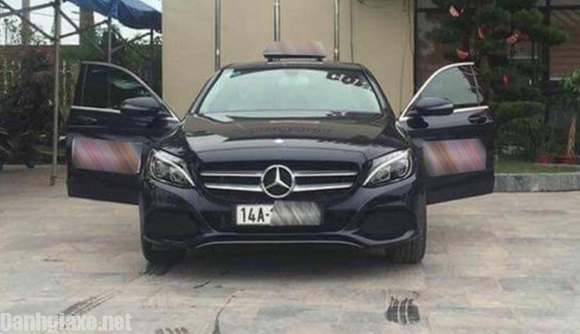  Quảng Ninh: Cặp đôi Mercedes C200 và Mercedes V200 Cdi làm taxi 1