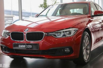 Có 700 triệu có nên mua BMW 320i 2017 trả góp?