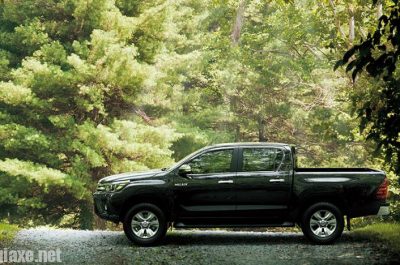 Đánh giá xe Toyota Hilux 2018 về thiết kế nội ngoại thất kèm giá bán mới nhất
