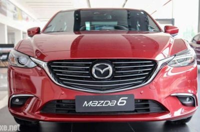 Có nên mua Mazda 6 2018 hay Toyota Camry 2018 trong tầm giá 1 tỷ?