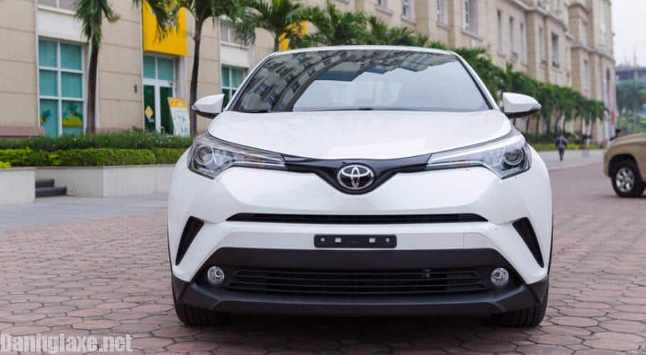 Bất ngờ Toyota CH-R thế hệ mới được nhập khẩu về Việt Nam 1