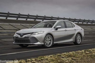 Đánh giá xe Toyota Camry 2019 về nội ngoại thất và giá bán mới nhất