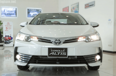 Toyota Corolla Altis 2019 có gì mới? Giá bao nhiêu?