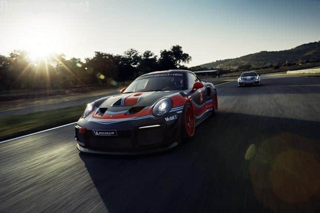 Porsche 911 GT2 RS ban duong dua gia gan nua trieu USD hinh anh 5