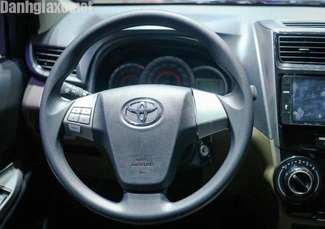Tay lái Toyota Avanza 2018-2019