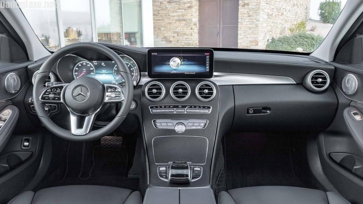 Ra mắt MercedesBenz EClass 2019 giá từ 213 tỷ đồng  Bài toán khó giải  với BMW 5Series