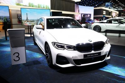 Đánh giá thiết kế ngoại thất của xe BMW 320i 2019