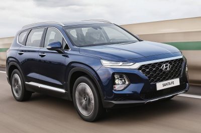 Hyundai Santa Fe 2019 có mấy màu? Động cơ vận hành ra sao?
